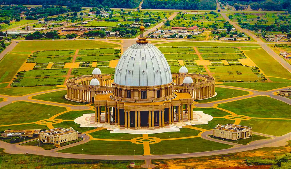 Yamoussoukro Basilica in Côte d'Ivoire